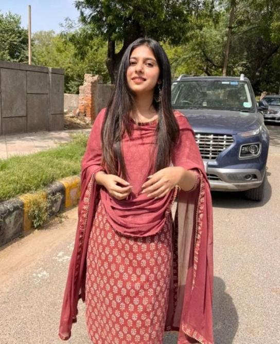 Call Girls in Kanpur